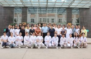 第一次妇女代表大会胜利召开